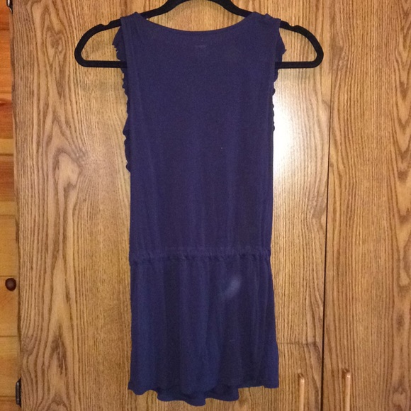 ❌SOLD❌ Mossimo tank - Picture 4 of 5